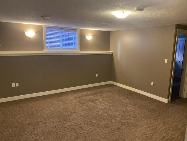 Photo - 2 bedroom in Grande Prairie AB T8V 4A7