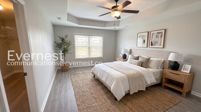 Photo - 201 Wilcot Rd