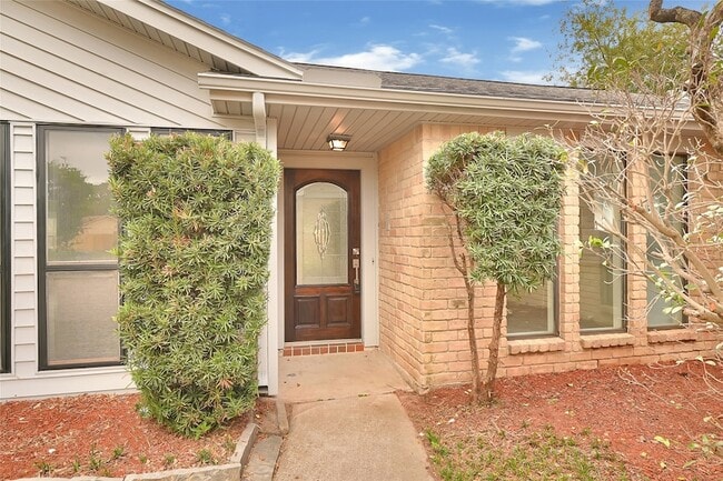 Photo - 8726 Wildforest Dr