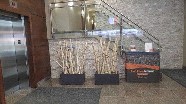 Photo - 238 Besserer St