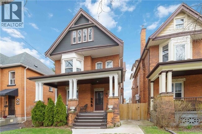 Photo - 36 Stanley Ave Unit 3