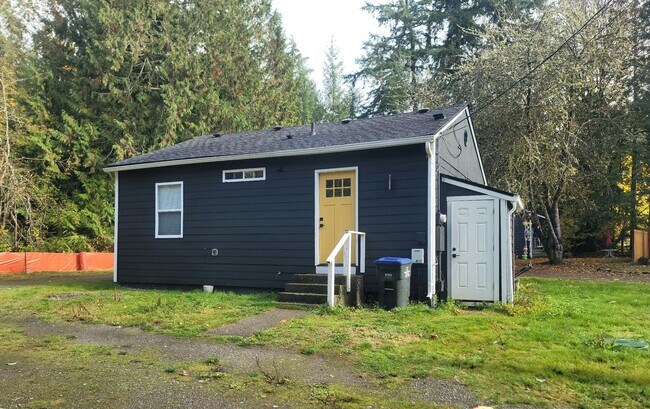 Photo - Viking Avenue 4-Plex Unit 18951