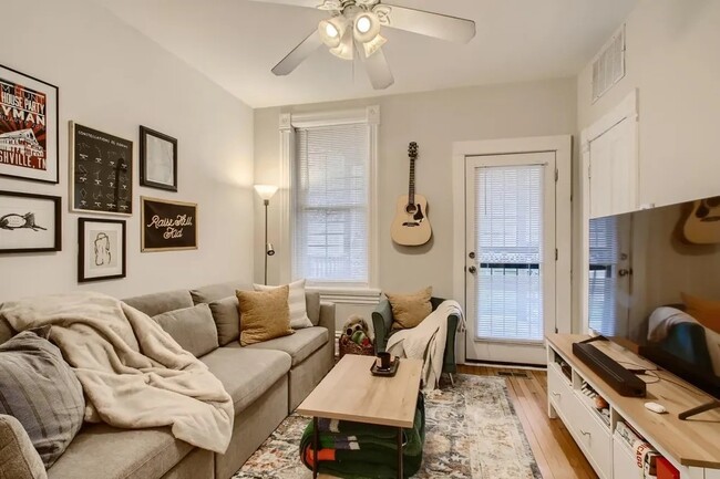 Photo - 1629 W Julian St Unidad 1R