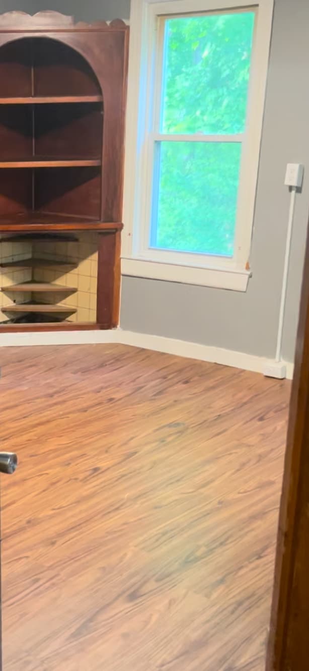 Building Photo - 15 Chisholm Ave