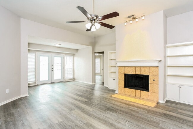 Photo - 2716 Wild Grove Ln