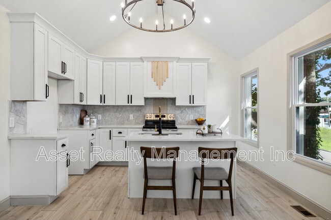 Photo - 104 Overbrook Dr