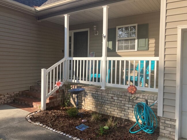 Photo - Beautiful 4BBD/2BA home