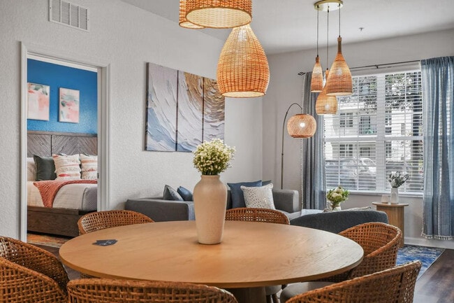 Building Photo - 4102 Breakview Dr Unit ID1459477P