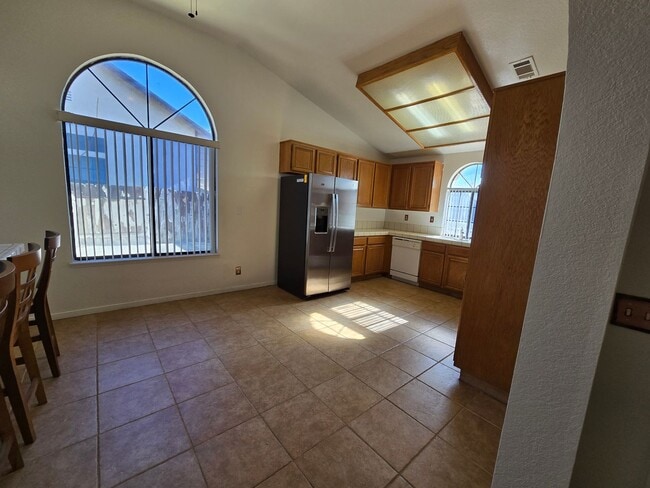 Photo - 4349 E Ave Q-12