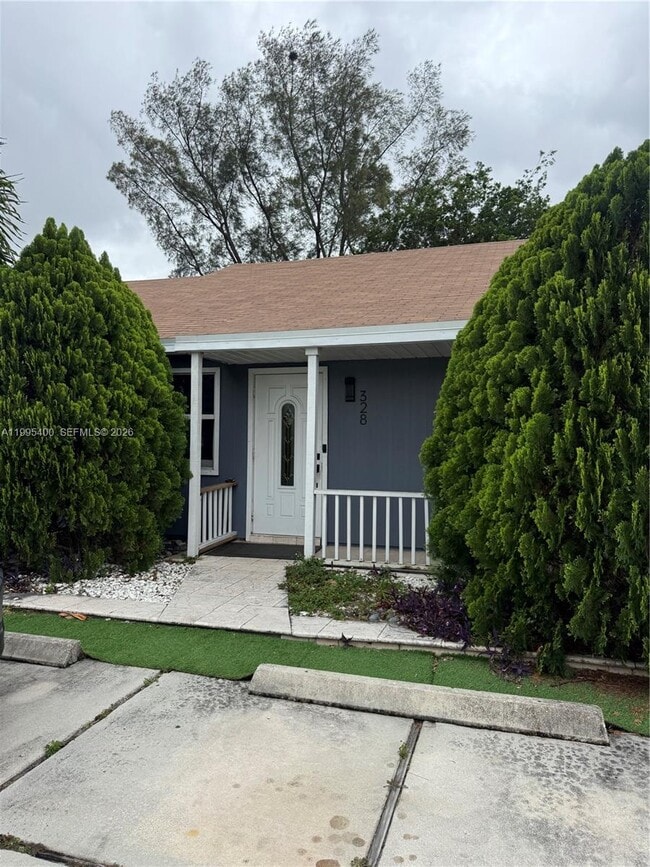Building Photo - 328 NW 47th St