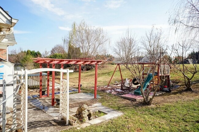 Photo - Four Bedroom Home!