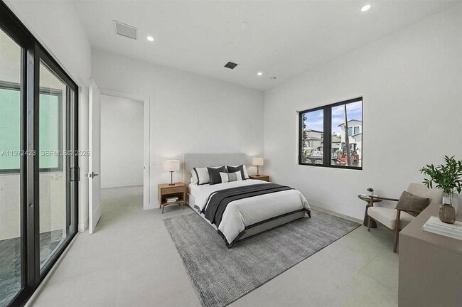 Photo - 5718 Ashwood Cir