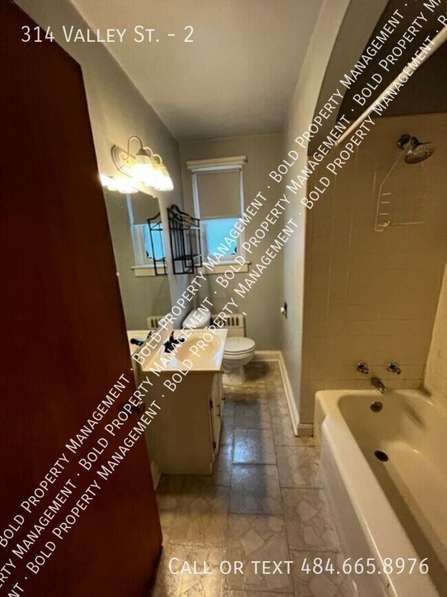 Photo - 314 Valley St.-2 Unit 2