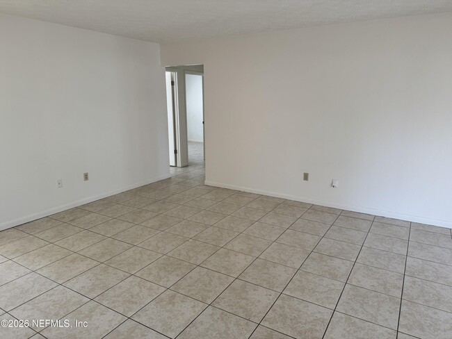 Photo - 1011B W Pratt St