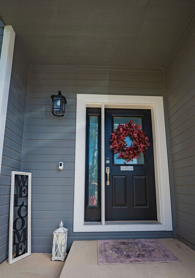 Photo - 5246 Balsam St