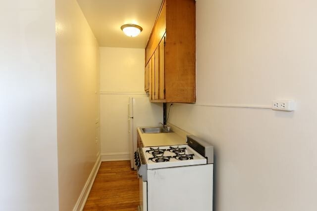 4752 N Paulina St Unit 302