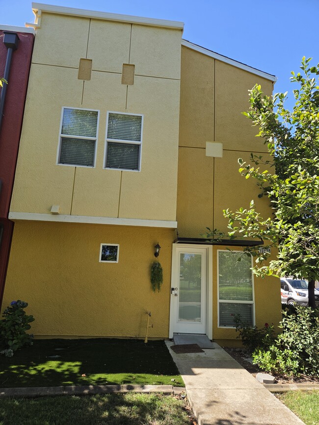 Photo - 10938 Tower Park Dr