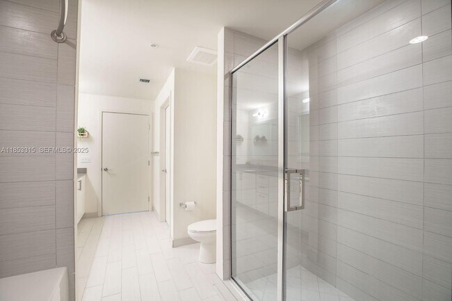 Photo - 999 SW 1st Ave Unit 1715