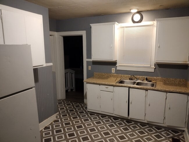 Photo - 1403 6th Ave