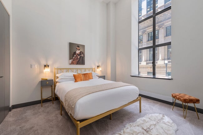 Photo - 19 S LaSalle St Unit ID1029572P