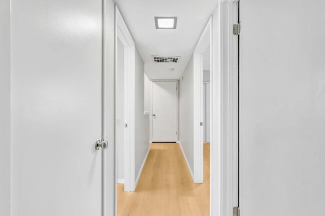 Photo - 1574 Drake Dr