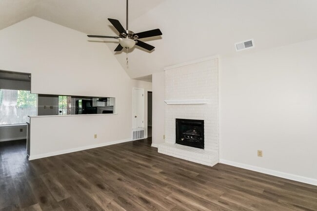 Photo - 2813 Arbor Lane Cove