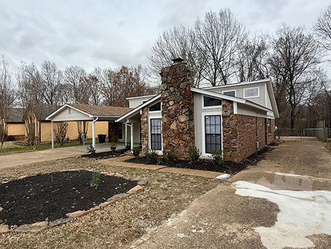 Photo - 5700 Ridgetop Dr