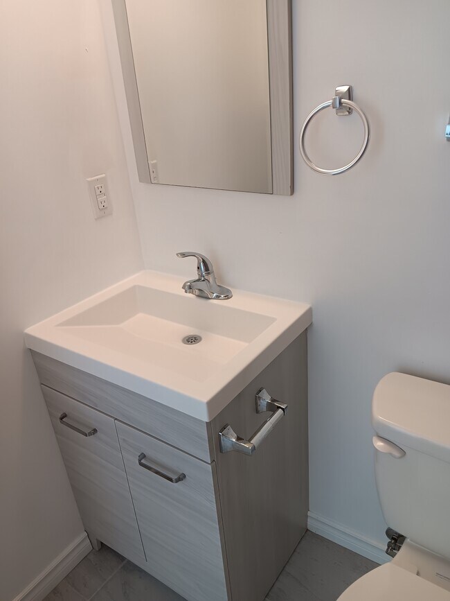 Photo - 625 Borthwick Ave Unité 305