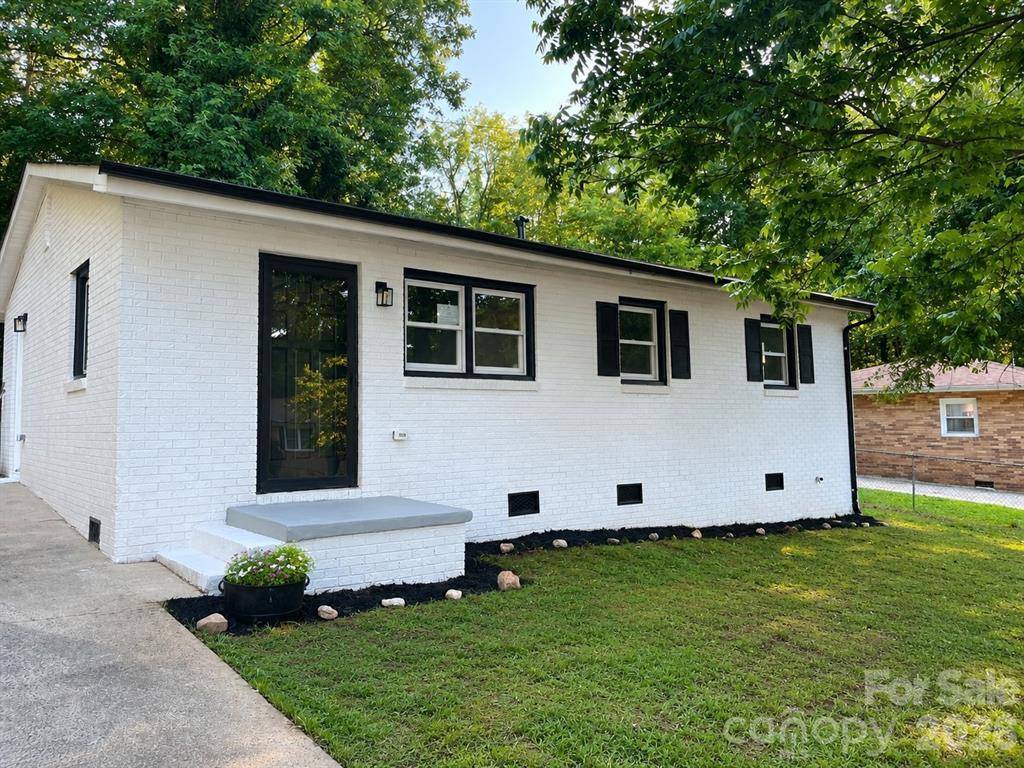 Photo - 803 Dogwood Dr