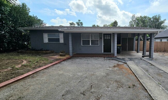 Close to the heart of downtown Clermont - Close to the heart of downtown Clermont