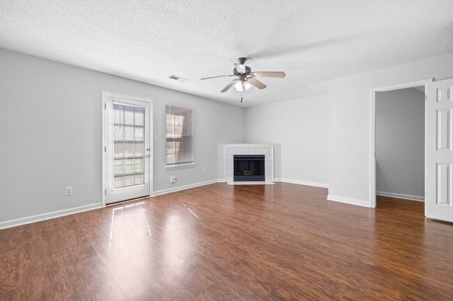 Photo - Spacious 2 Bedroom Townhome in Horn Lake