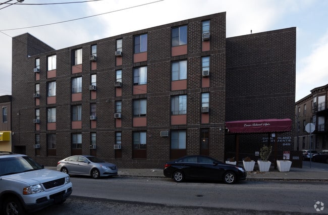 Photo - Enon-Toland Apartments