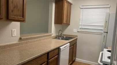 Photo - 7315 Brompton St Apartamento Unidad 323A