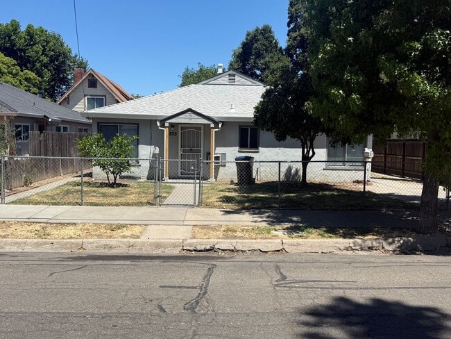 Photo - W Rose St Unit 535 W Rose St