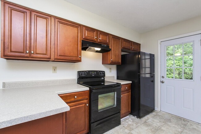 Photo - 318 Freeport Dr