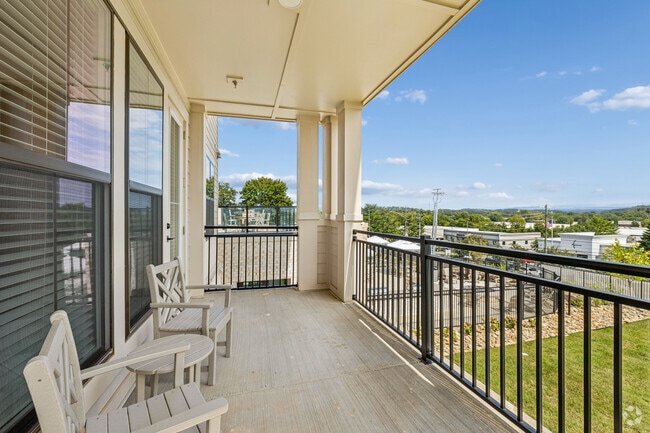 The Holston 2BR, 2BA - 1,232SF - Balcony