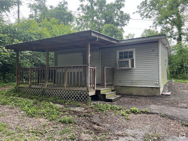 Building Photo - 1206 Parker St Rental
