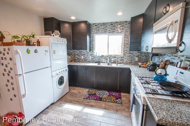 Photo - 3529-3531 Wilson Ave