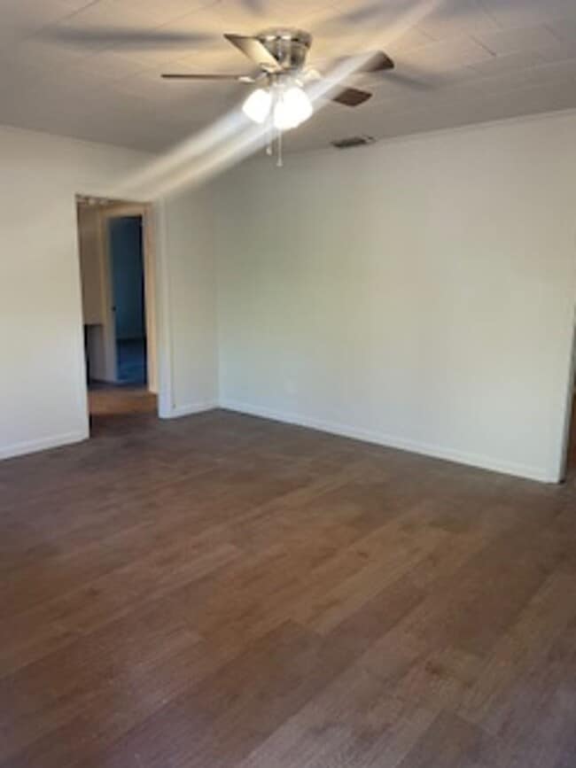 2053 Belle Vue Way