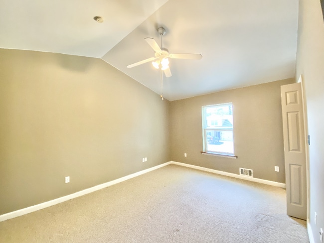 Photo - 1001 Bloom St