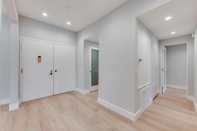 Photo - 1557 S Beverly Glen Blvd Unit 203