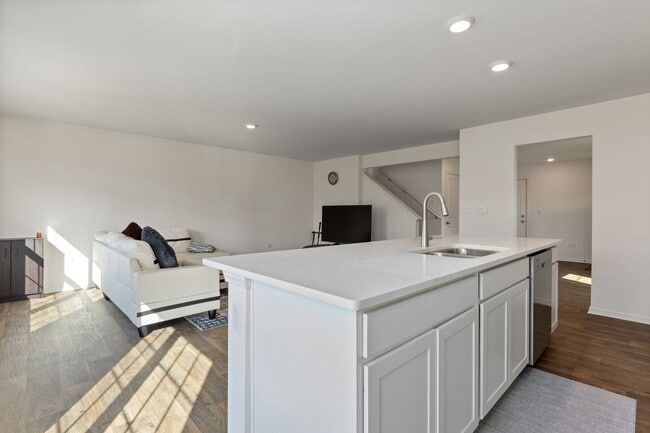 Photo - 2115 Canyon Creek Ct