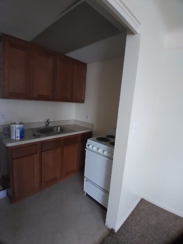 Photo - 2628 Galpin Ave