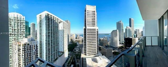 Building Photo - 68 SE 6th St Unit 2507