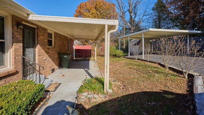 Photo - For Rent: 3BR, 1 1/2BA house (Please speak with us before applying.)