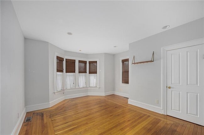 Photo - 225 Carpenter St Unidad 2