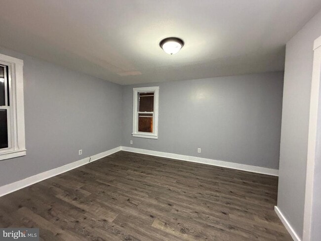 Photo - 144 Washington St