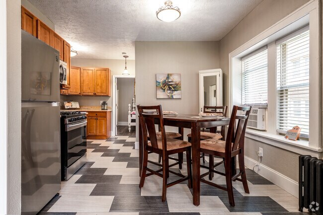 1BR, 1BA - The Logan