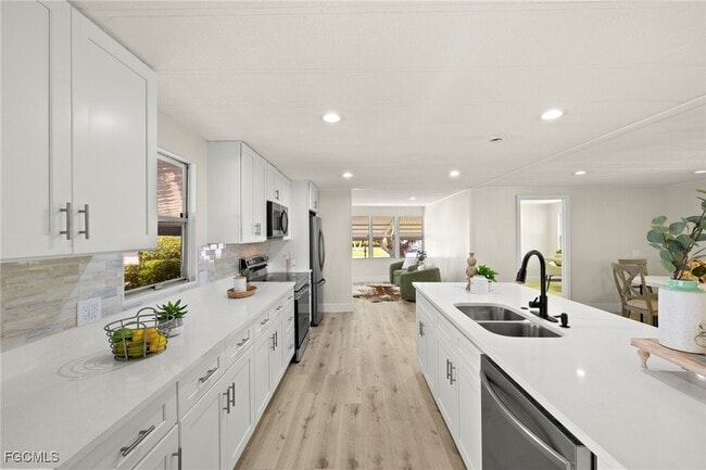 Building Photo - 865 Cape Haze Ln