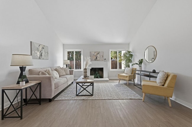 Photo - 73 Grandwell Way